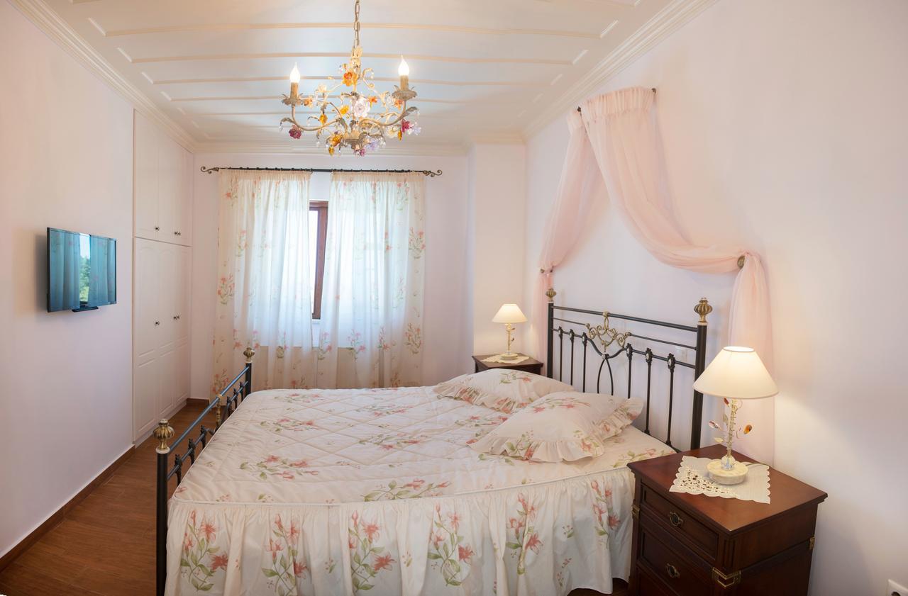 Florena Villas Spanokhórion Extérieur photo